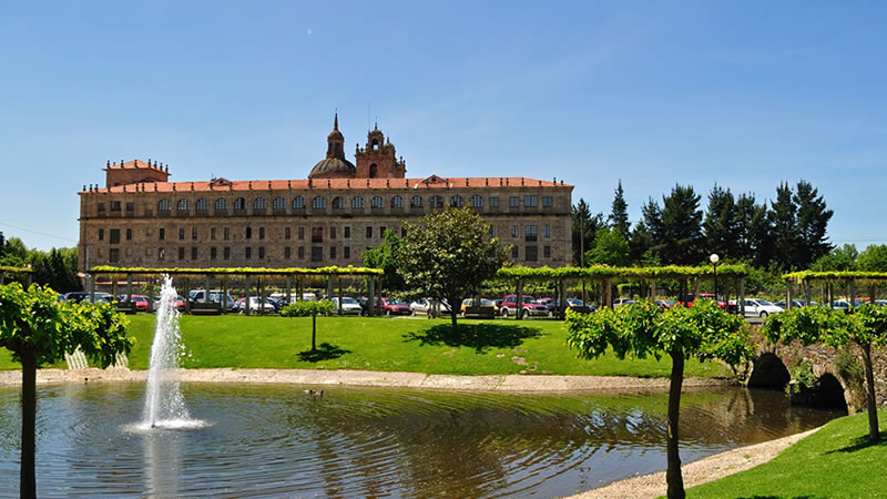 Euromotorhome® - Monforte de Lemos - CamperVan