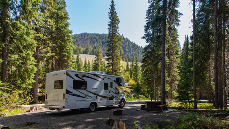 Euromotorhome - Alquiler autocaravanas en España: por qué la primavera es el mejor momento para viajar