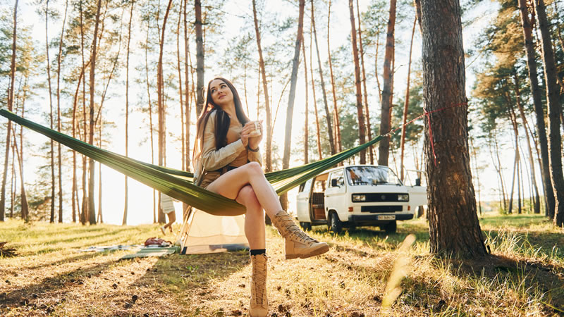 Euromotorhome - Alquilar camper Madrid: la tendencia de microaventuras que arrasa esta primavera