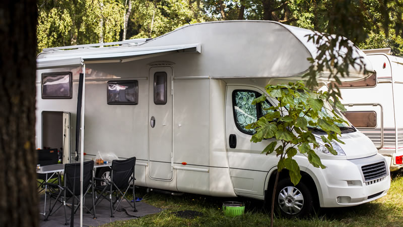 Euromotorhome - Camping autocaravana o área de autocaravanas: qué elegir en cada momento de tu viaje